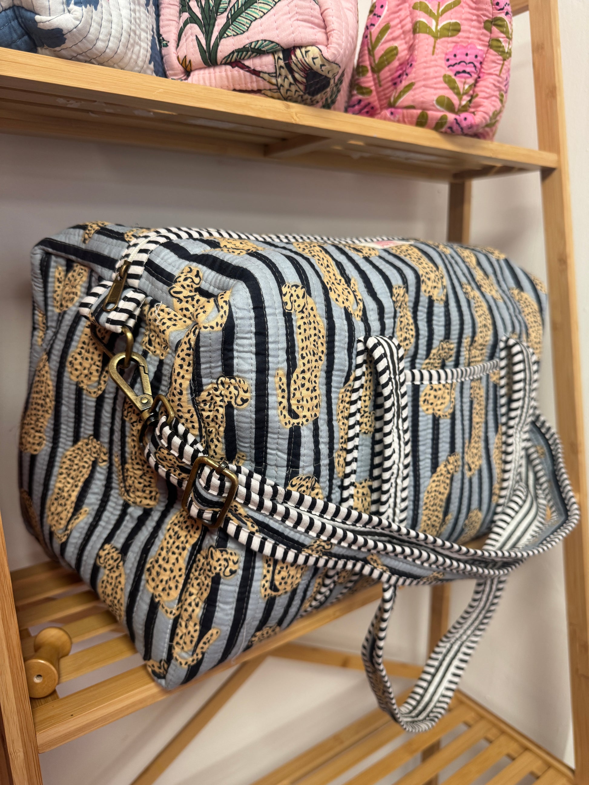Black & Grey Cheetah Weekend Bag image 2