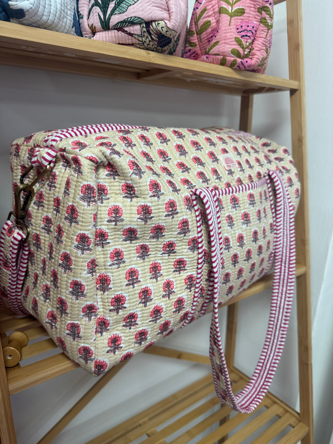 Cream Floral Weekend Bag image 0