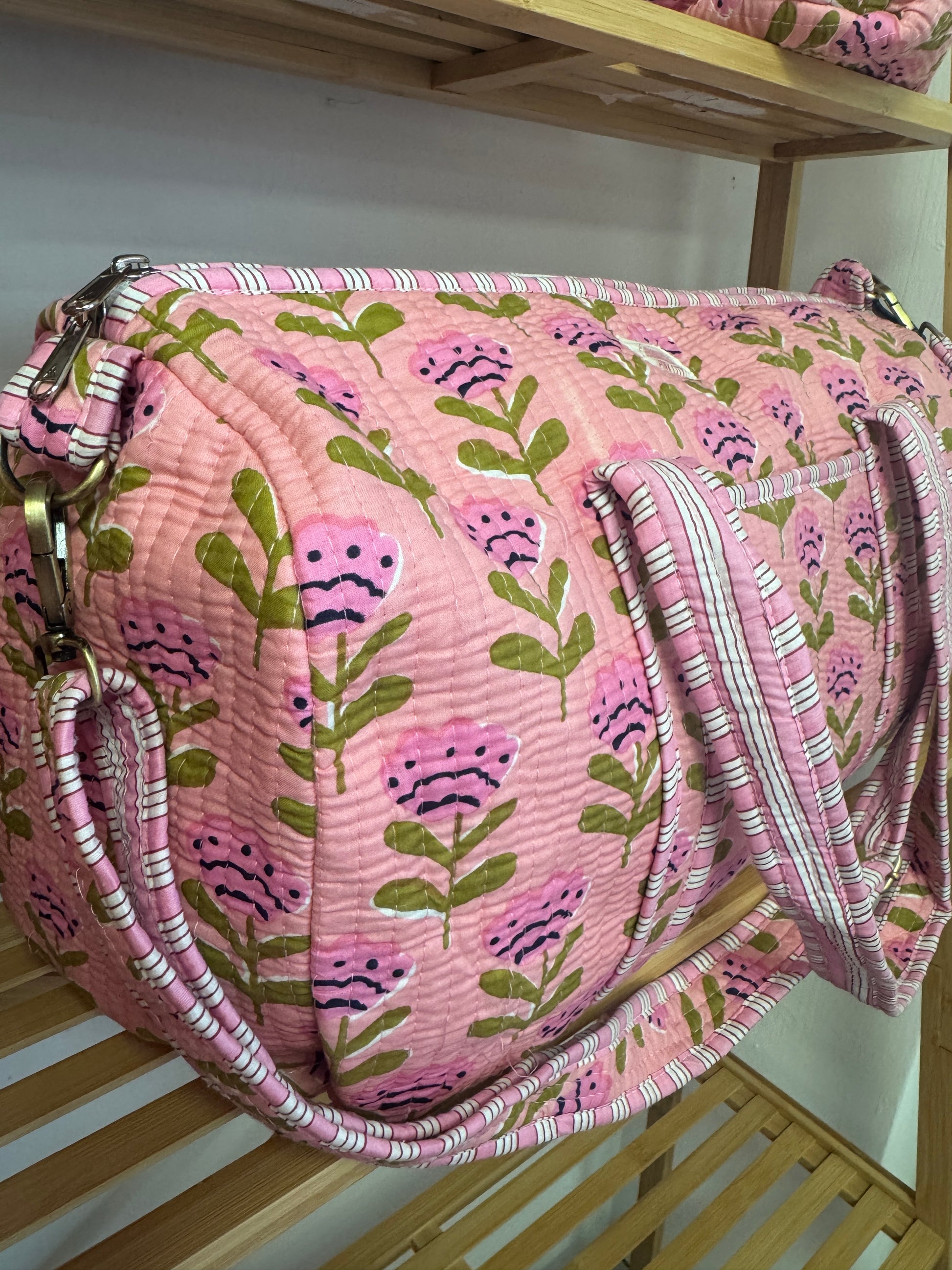 Pink Poppy Weekend bag image 2
