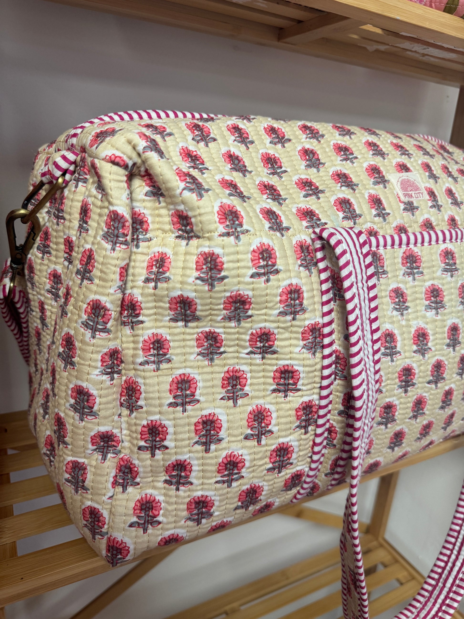 Cream Floral Weekend Bag image 2