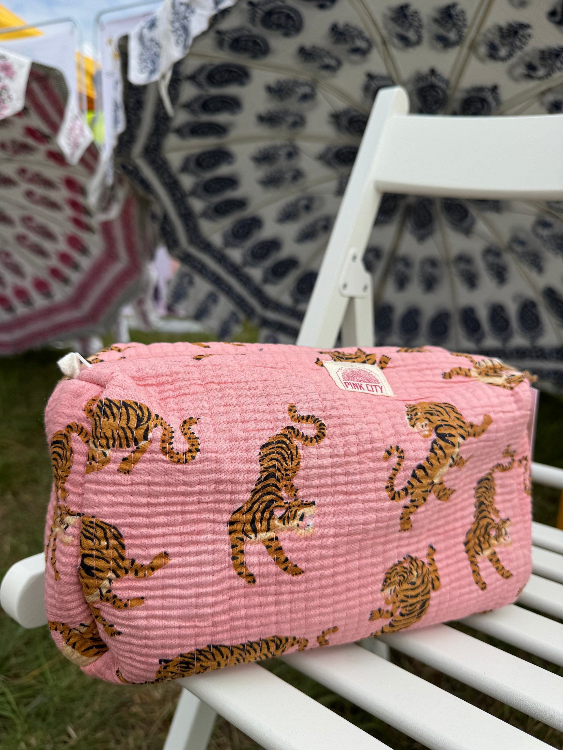 Pink Leopard set of 3 washbag image 0