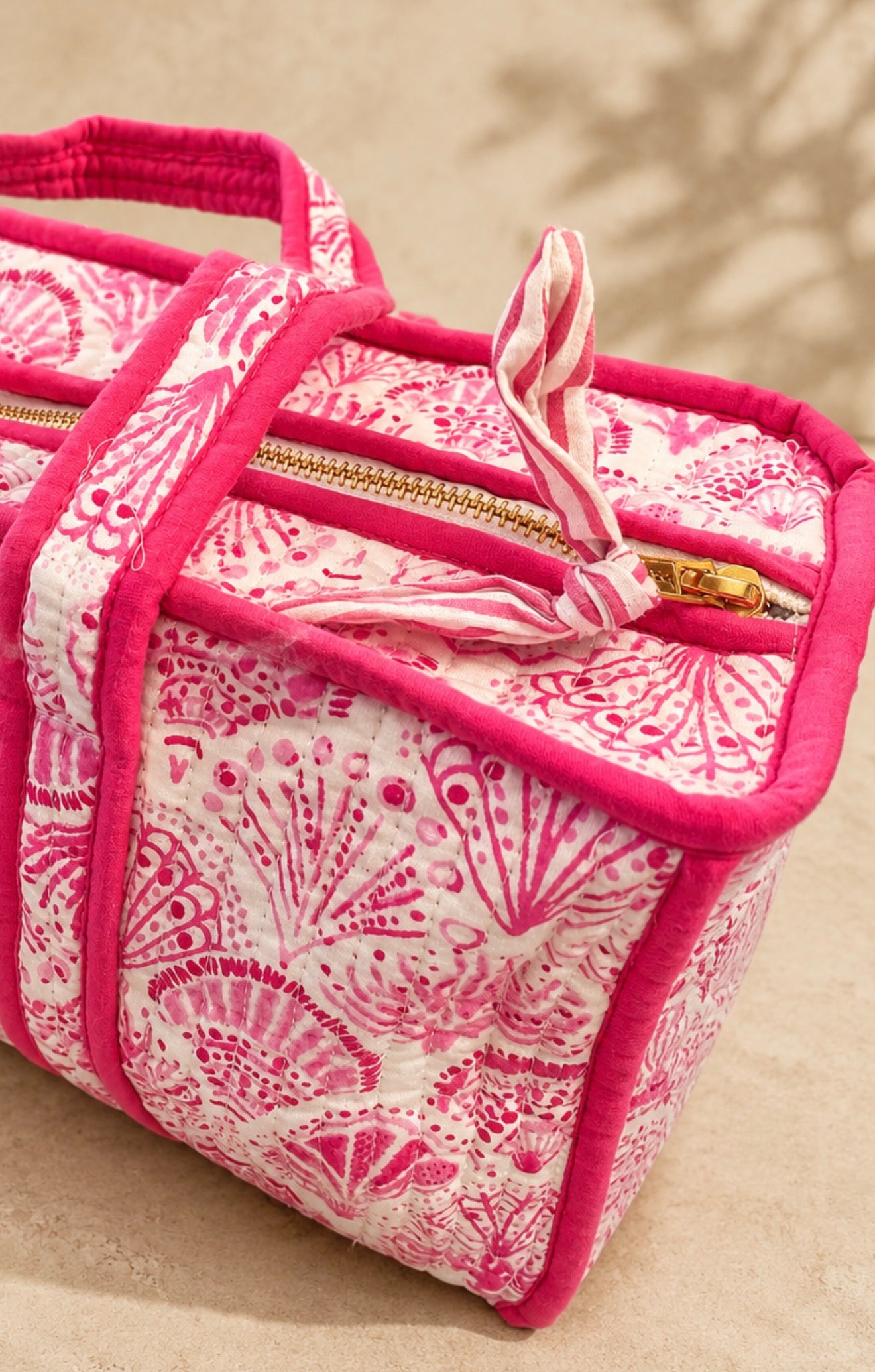 The Seashell Midi Tote