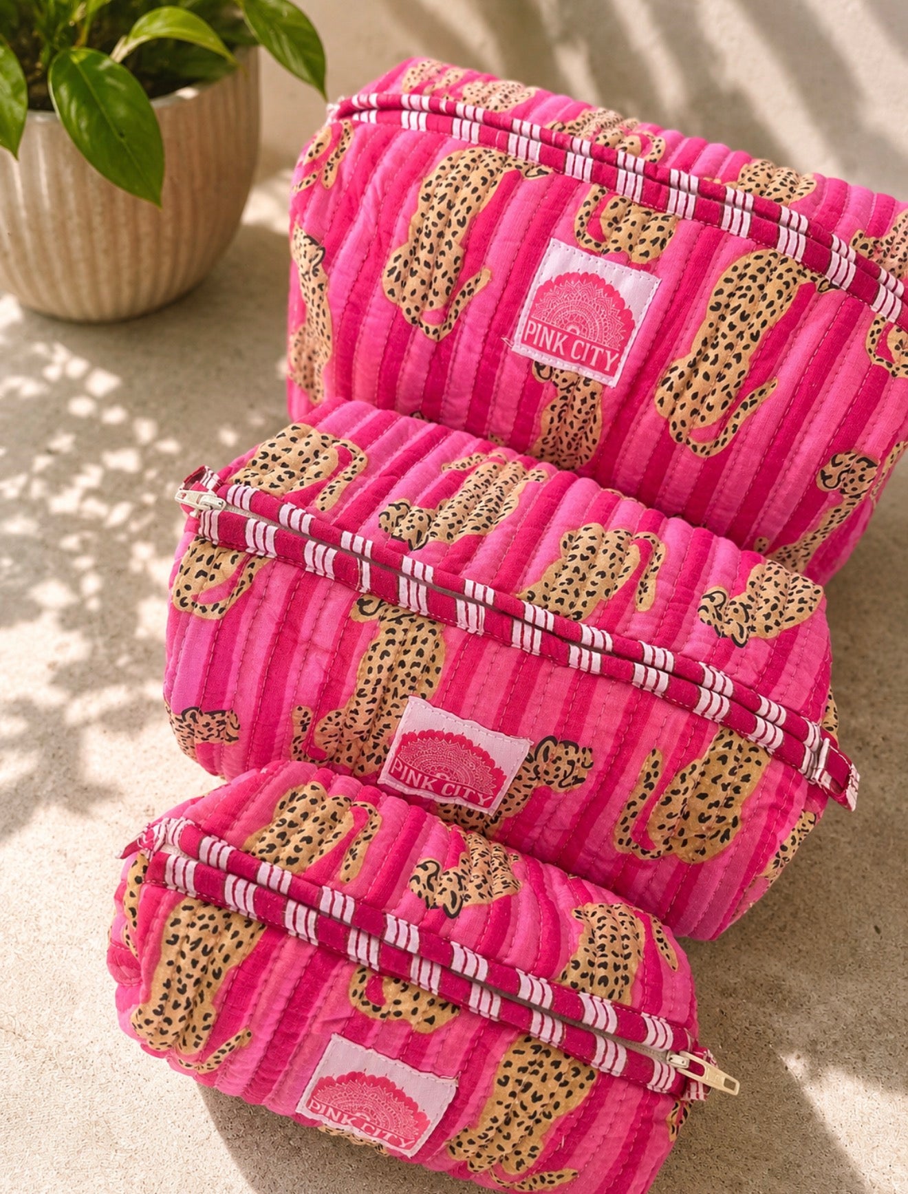 Pink Cheetah Weekend Bag Set