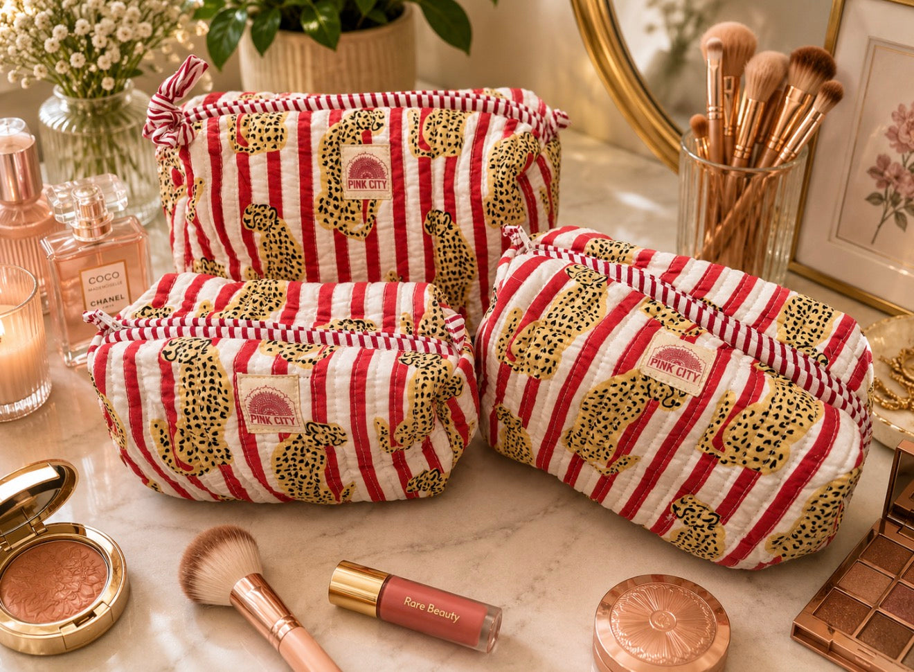 Red &amp; White Cheetah Washbag Set