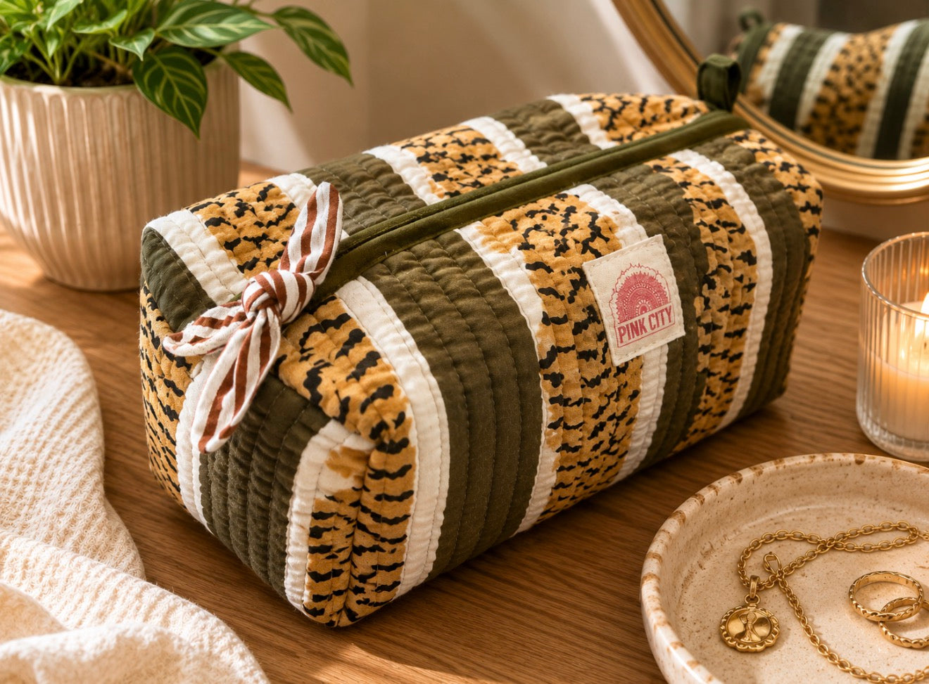 Olive Tiger Washbag Set