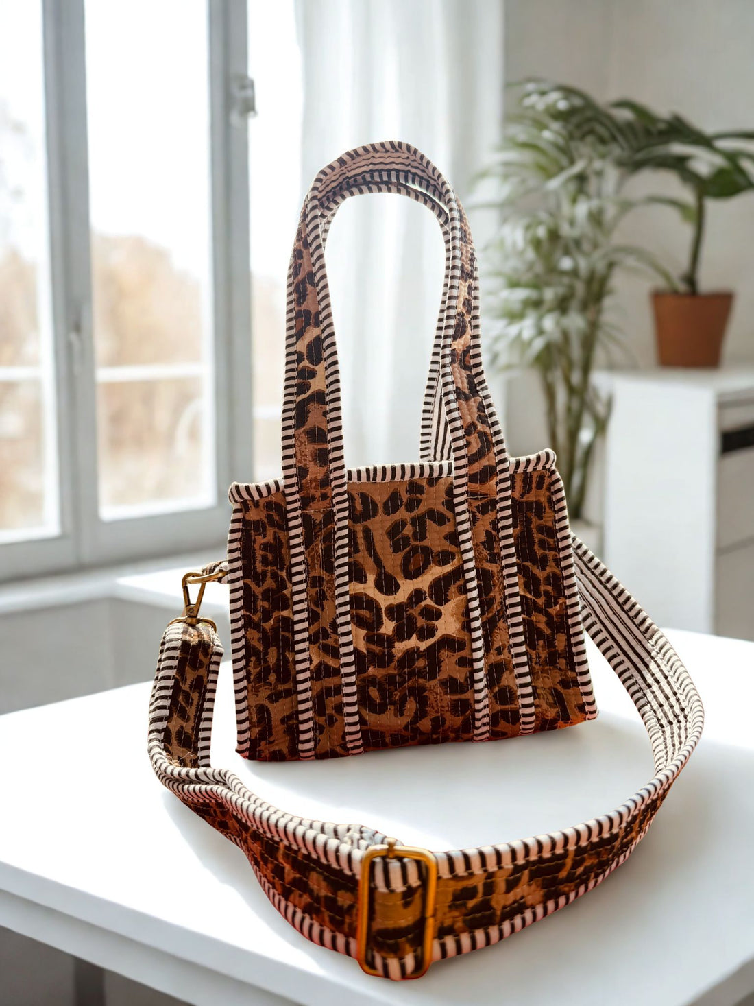 MINI TOTE Leopard print  image 0