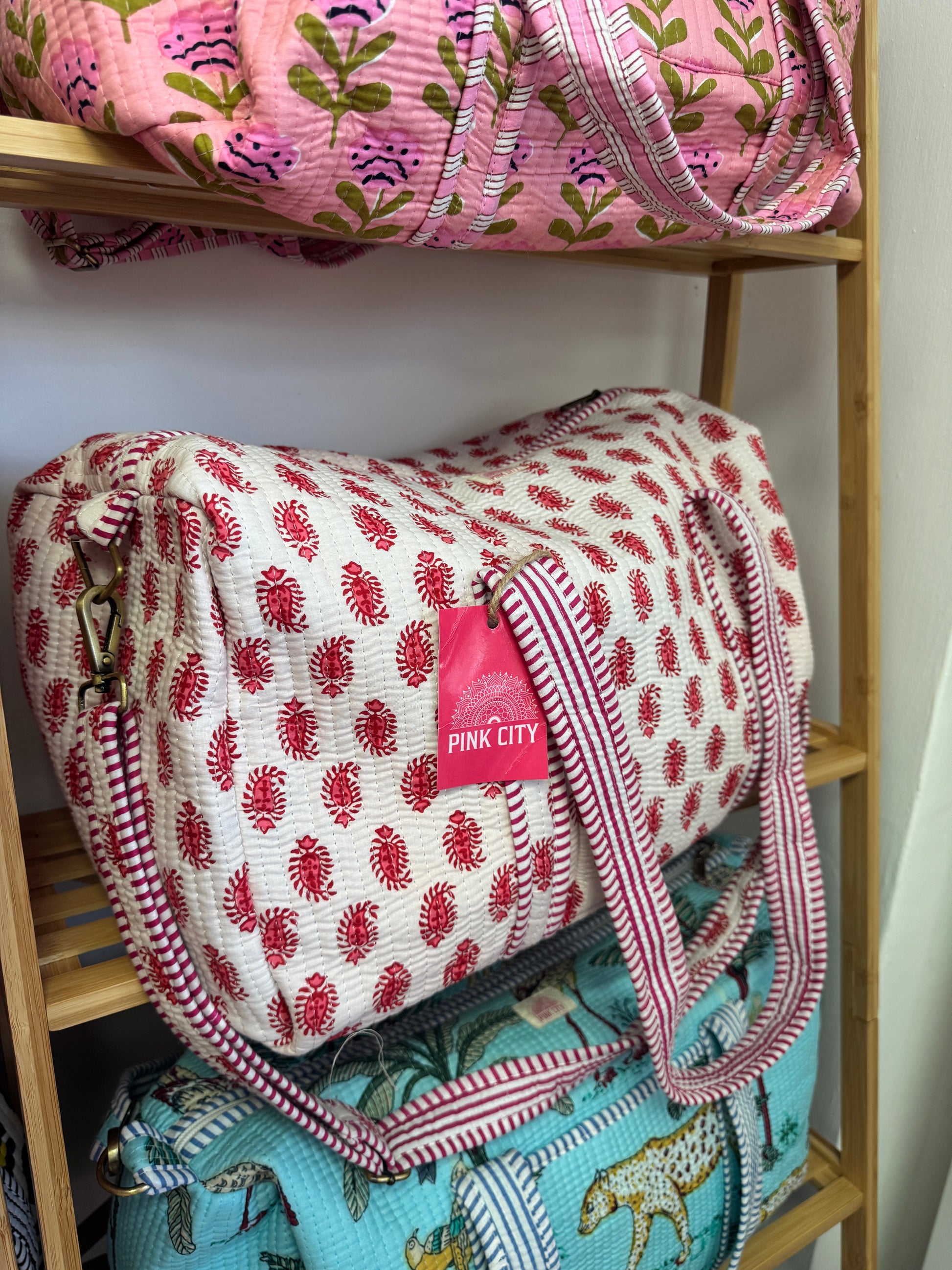 Pink and White Motif Weekend Bag image 2